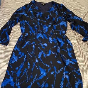 Banana Republic Blue and Black Long Sleeve Dress